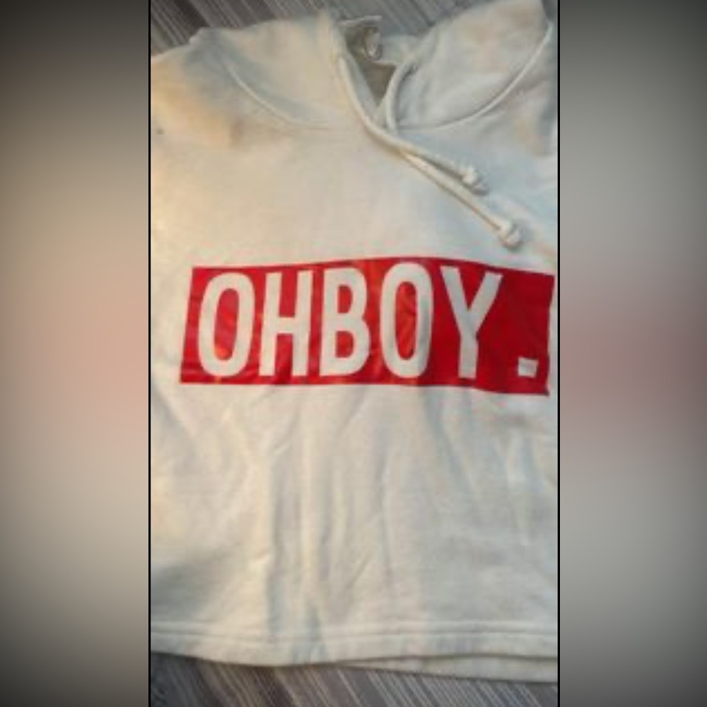 Small cropped hoodie